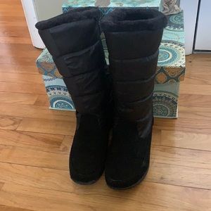 Snow boots